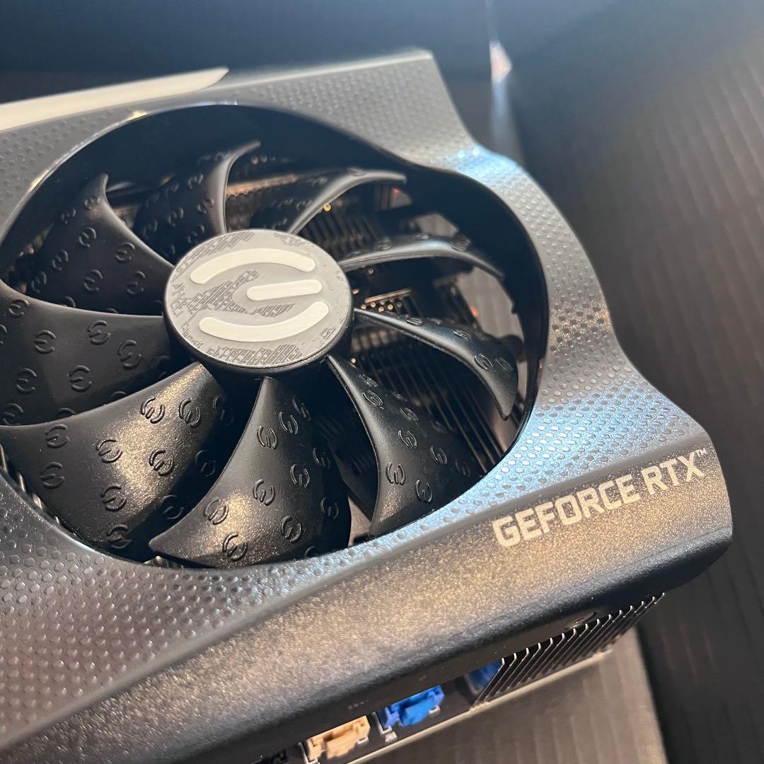グラフィックボード・グラボ・ビデオカード GeForce RTX 3070 Ti EVGA FTW3 ultra
