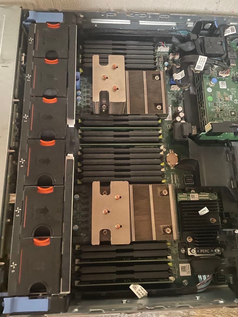 dell r730xdサーバーriserやカギ、idracライセンス付き