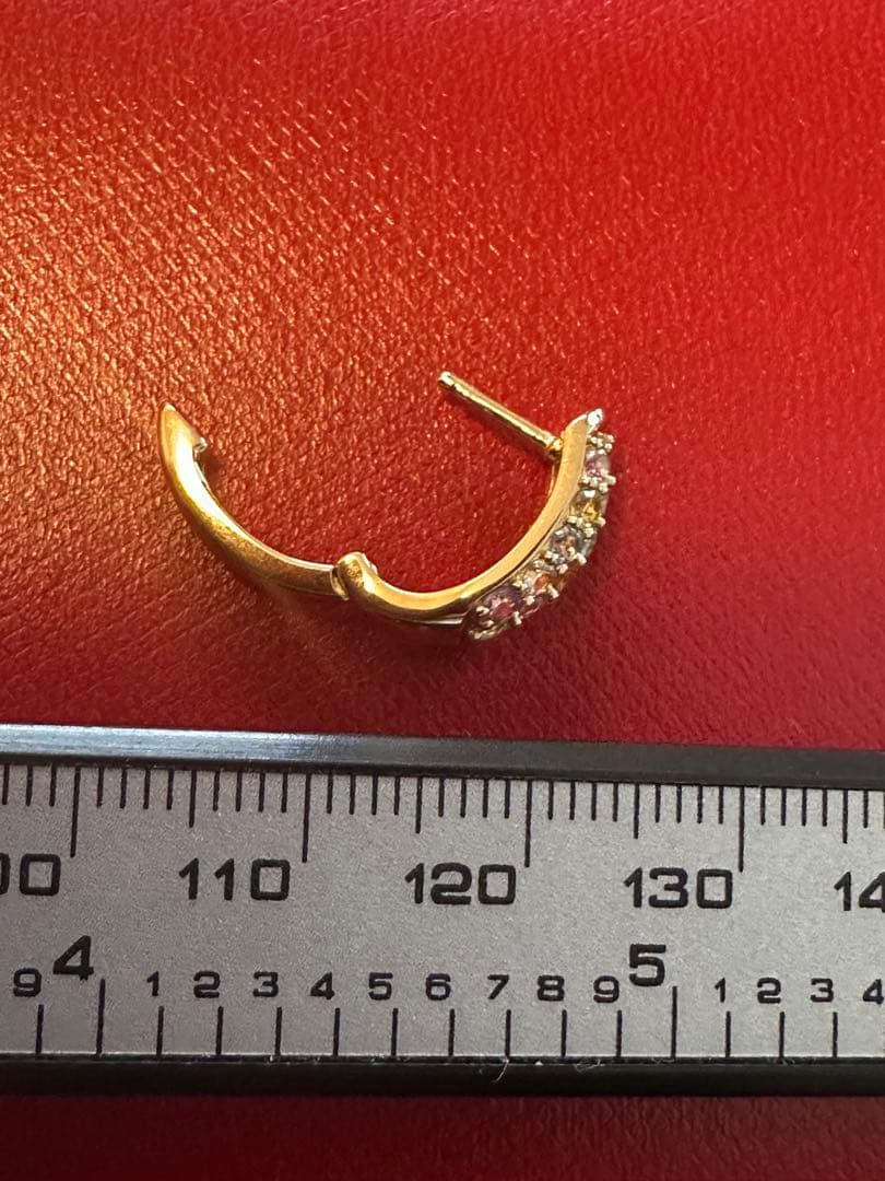 ツツミ　マルチカラーストーンパヴェピアス片耳　ツツミ