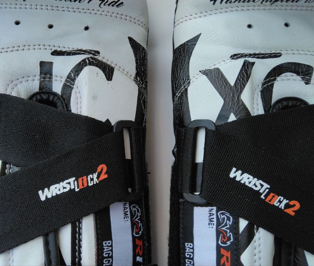 ロマチェンコモデル Rival Guerrero ブラック/ホワイト　10oz