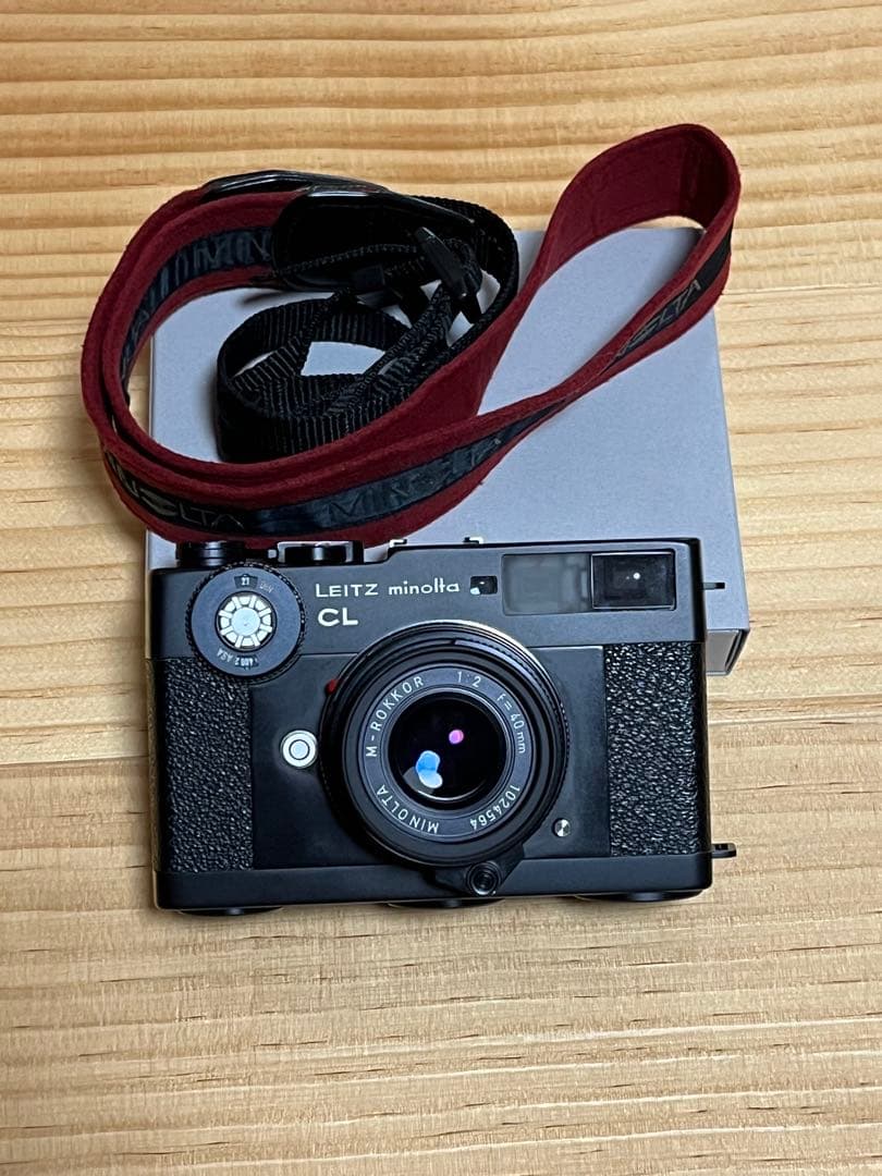 LEITZ minolta CL フィルムカメラ　オリジナルストラップ、ケース付