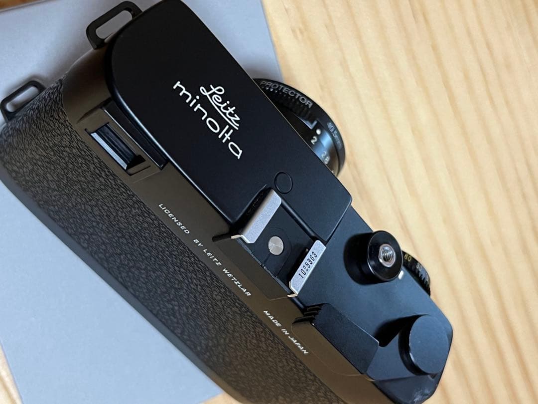 LEITZ minolta CL フィルムカメラ　オリジナルストラップ、ケース付