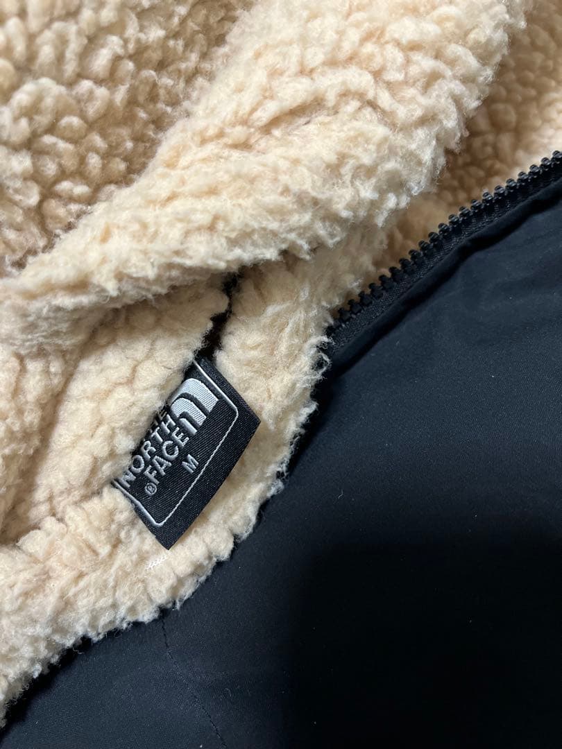 THE NORTH FACE　リバーシブルジャケット