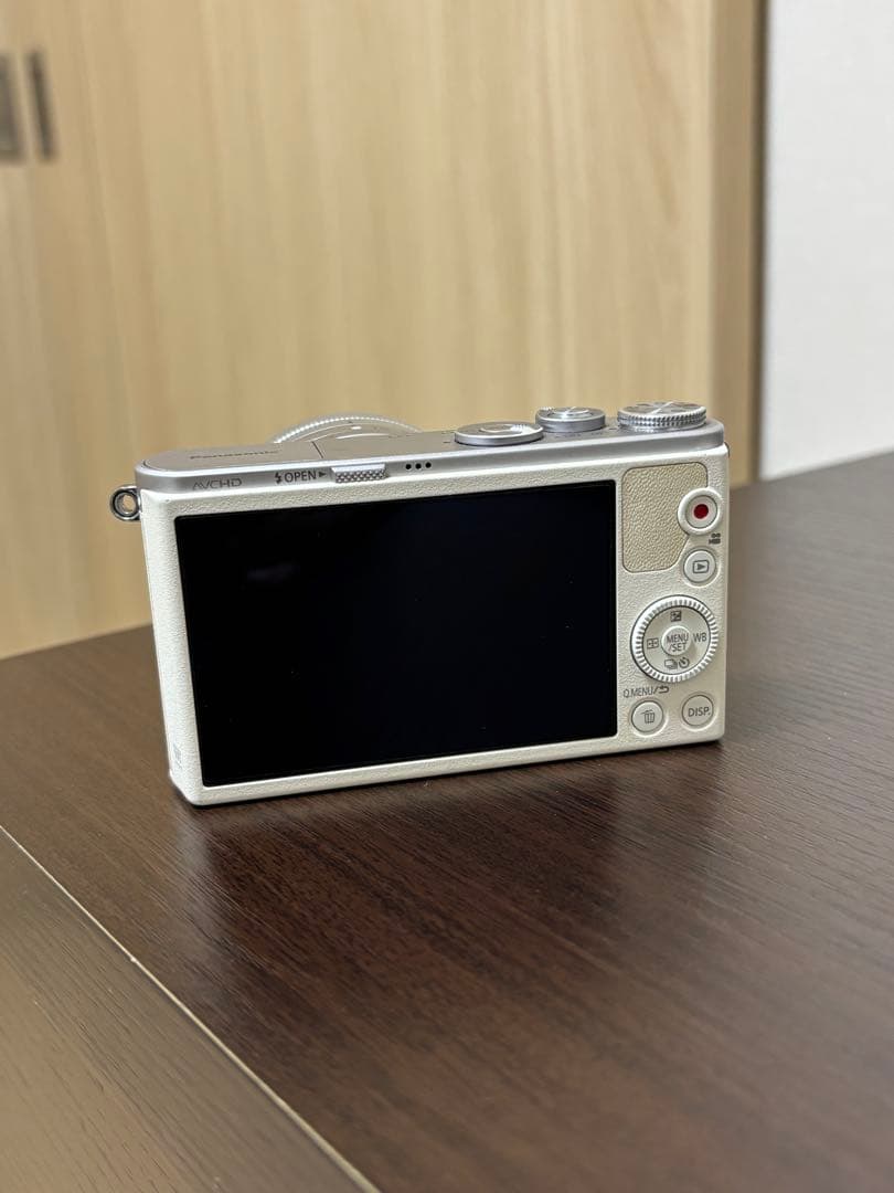 LUMIX DMC-GM1 ミラーレスカメラ アイボリー レンズ付き ルミックス