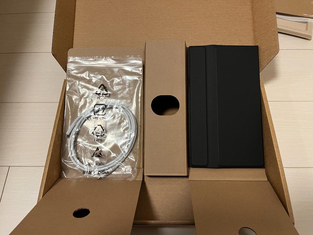 LG gram +view モバイルモニター 16型 2560×1600