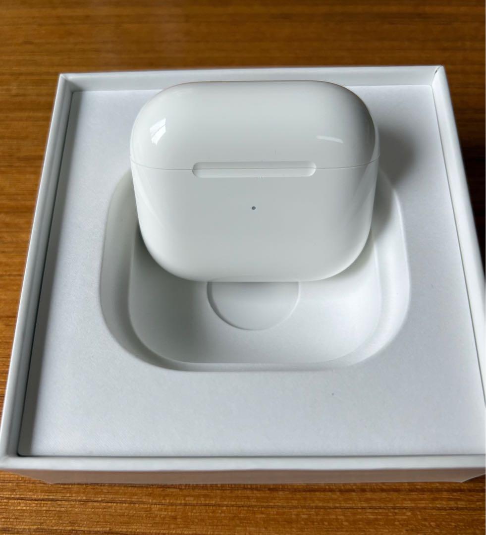 純正Apple☆AirPods第三世代 充電ケース付き