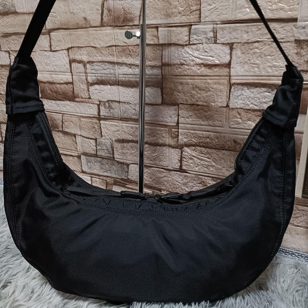 ポーター ハーフムーン ショルダーバッグ PORTER 黒 三日月