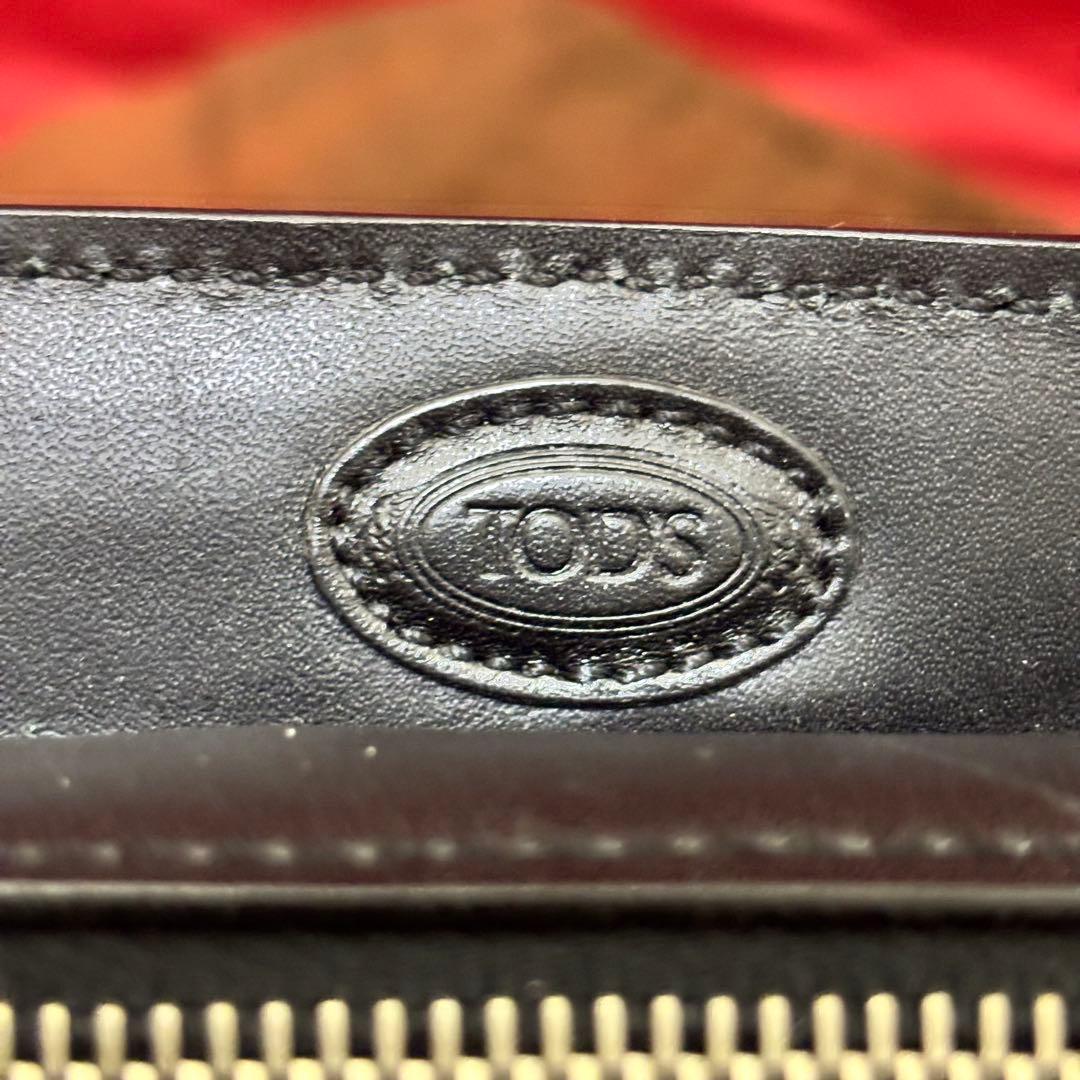 TOD'S☆ブラックレザー ビジネストートバッグ