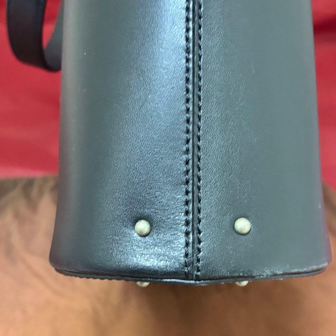 TOD'S☆ブラックレザー ビジネストートバッグ