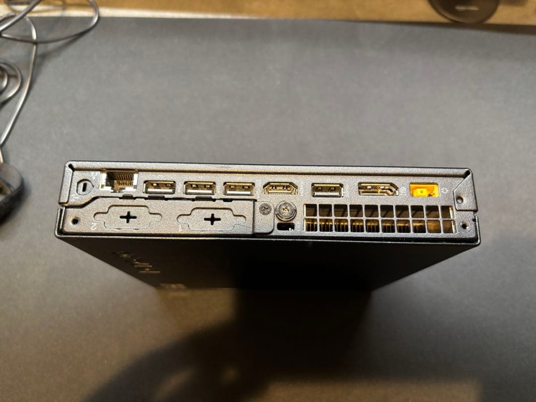 Windowsデスクトップ ThinkCentre M75q-1 Tiny