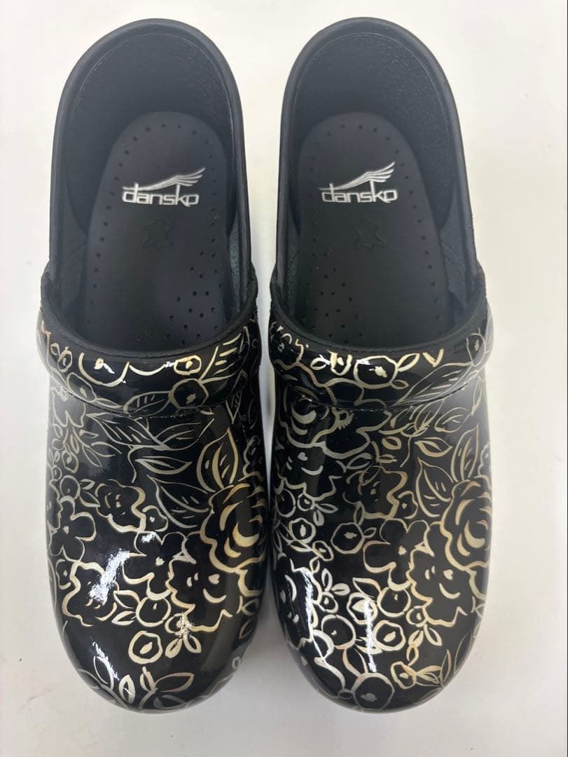 新品・未使用　/ ダンスコ プロフェッショナル /38(24-24.5cm)