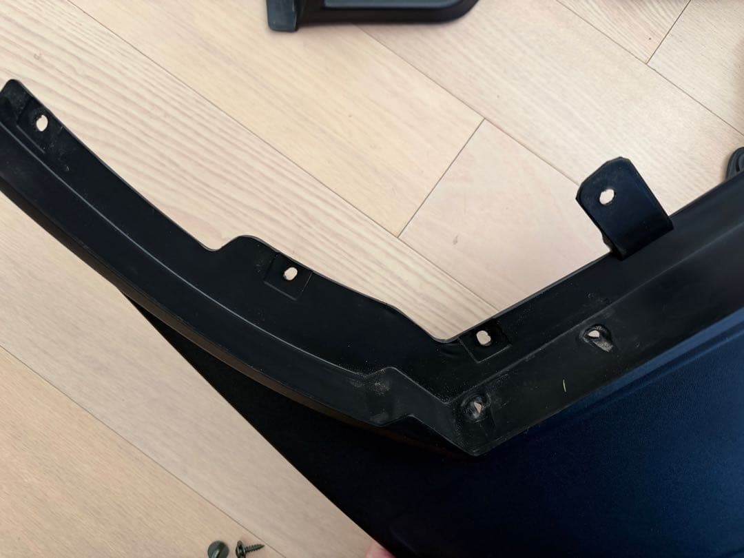 ディフェンダー　URBAN マッドフラップ　泥除けランドローバーV8 ディーゼル