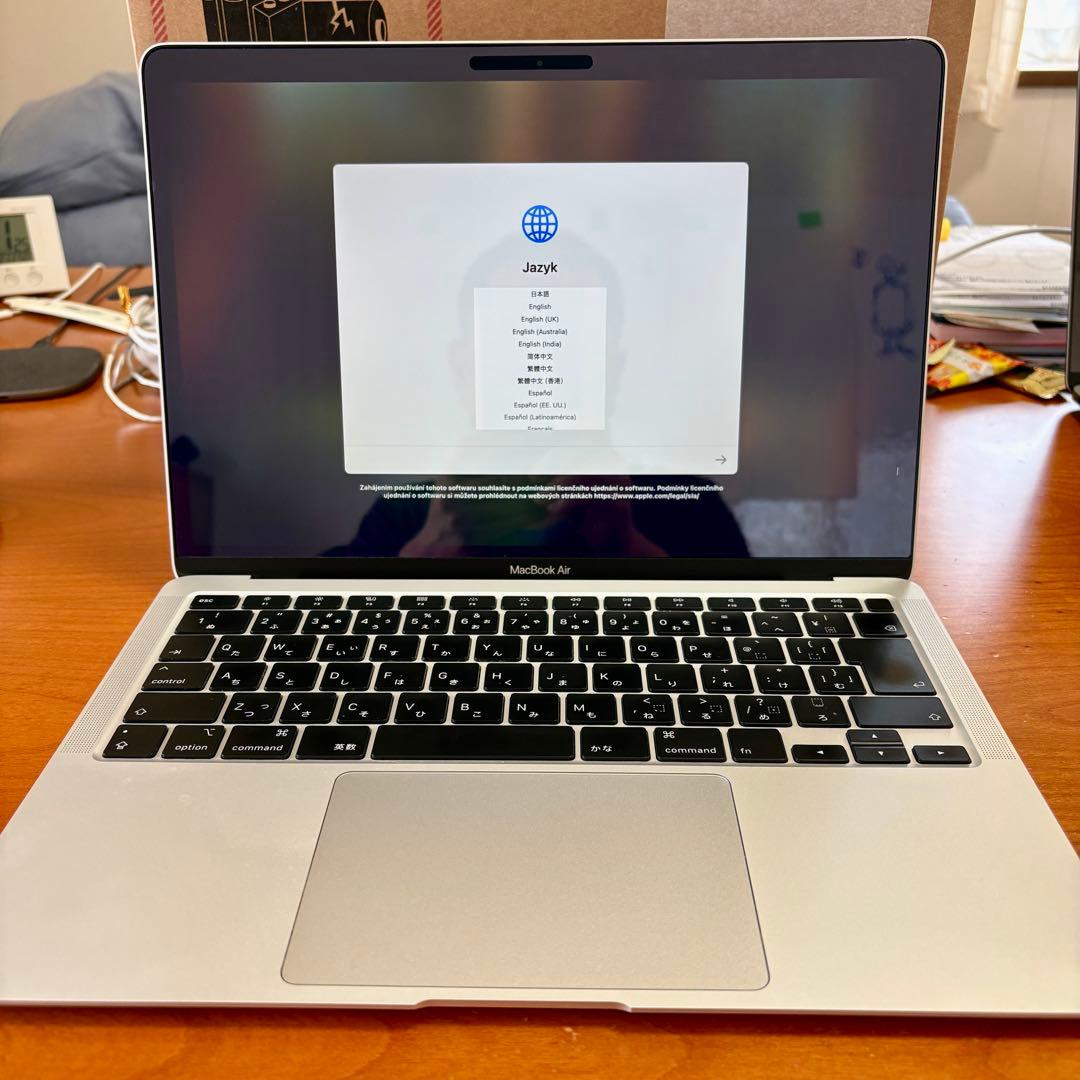 【美品】MacBook Air（13-inch,2020）8GB/256GB