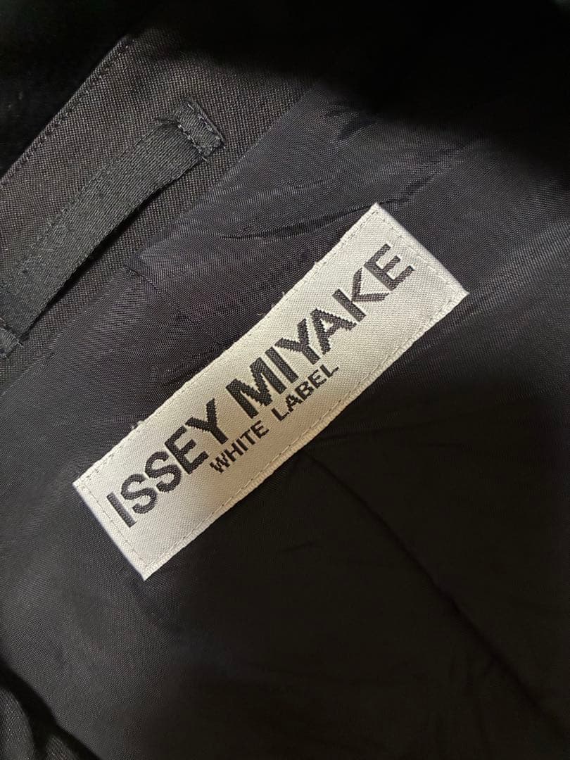 ユカ♡ISSEY MIYAKE Whitelabel