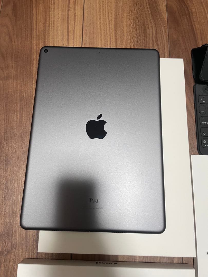 iPad本体 スペースグレー 、スマートキーボード、Apple Pencil