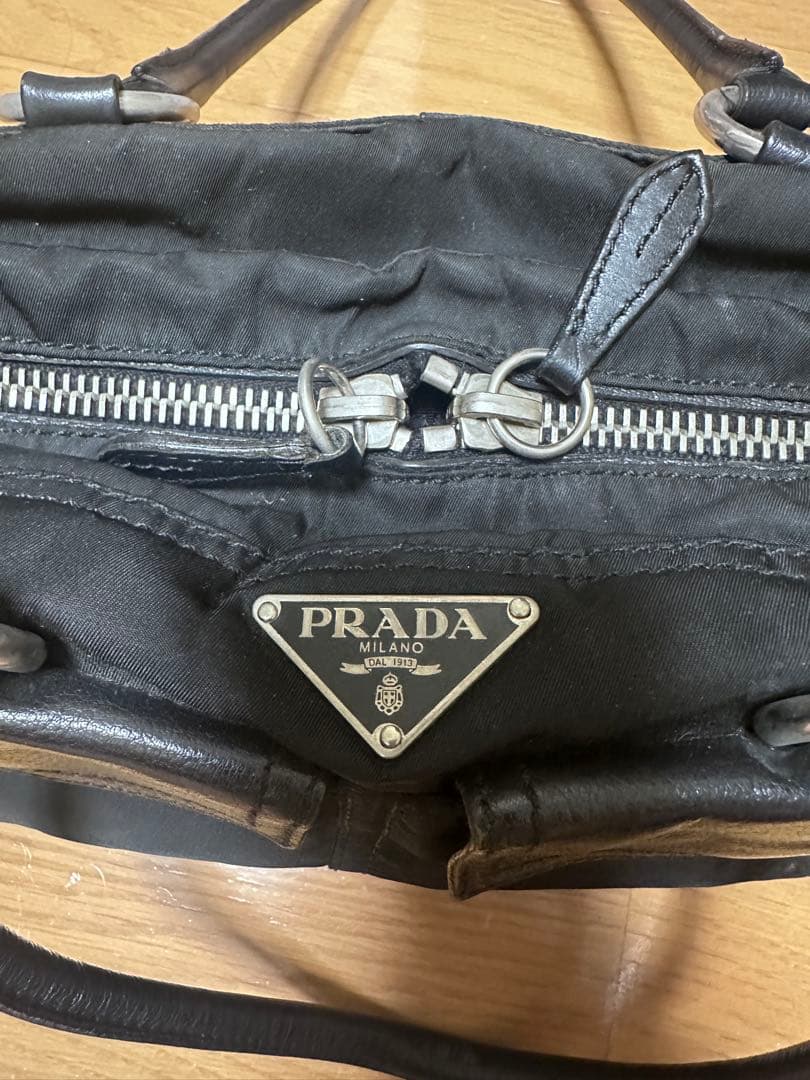 PRADA ミニボストンバック