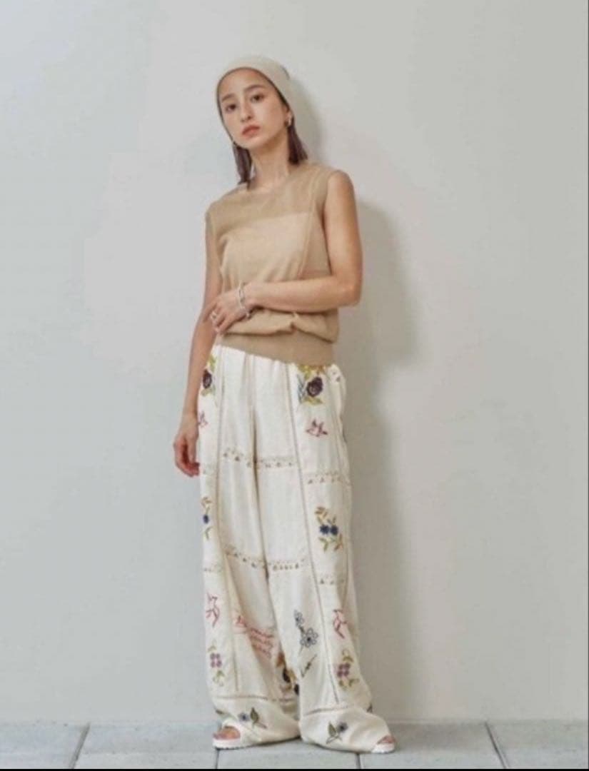 新品TODAYFUL Embroidery Patchwork Trousers