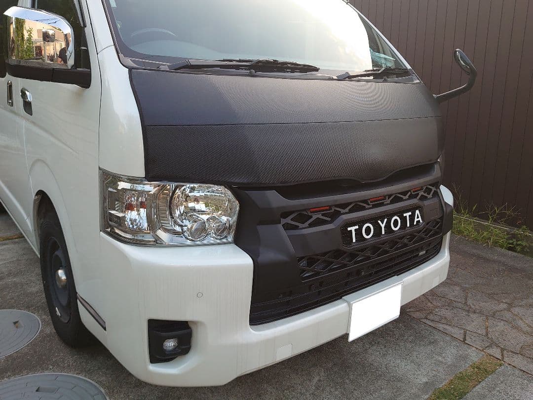 残りわずか!! ハイエース ワイド用 グリル LEDマーカーセット 新品