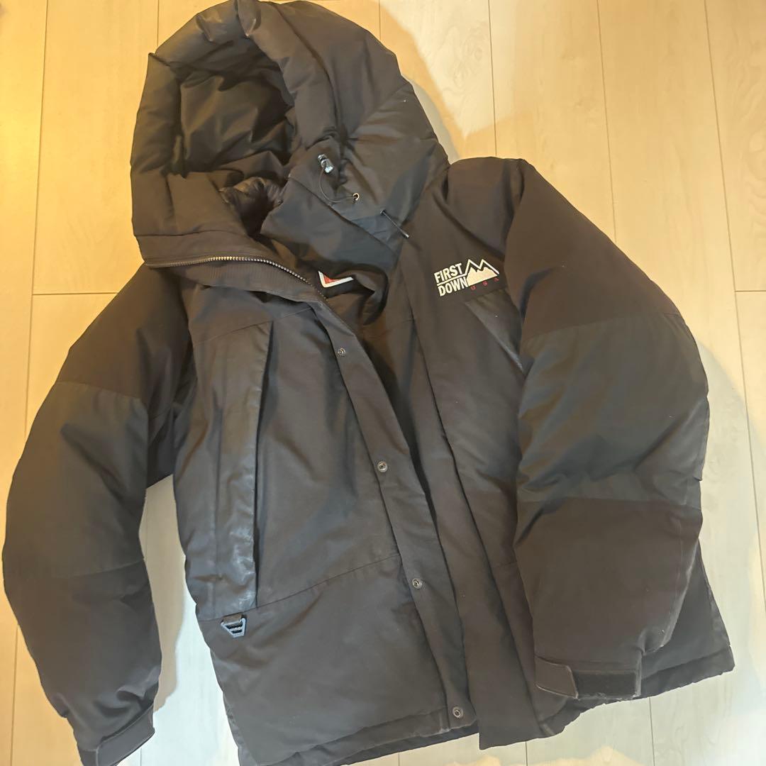 FIRST DOWN ブラック ダウンジャケット　M