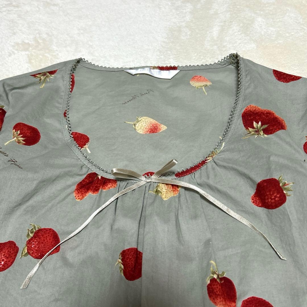 ピンクハウス 大人気の苺プリント ローンチュニック グレー いちご イチゴＰ38