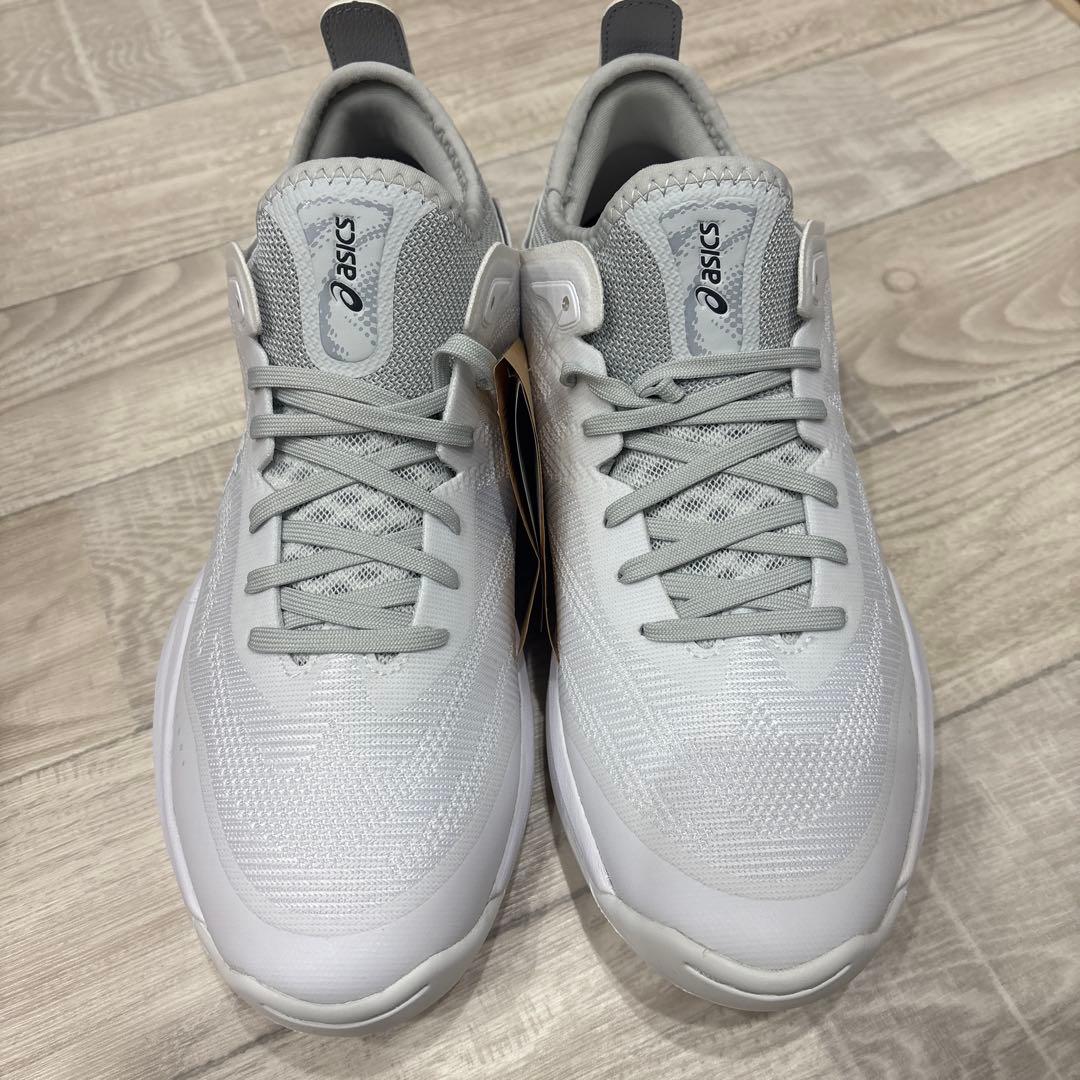 アシックス　バッシュ