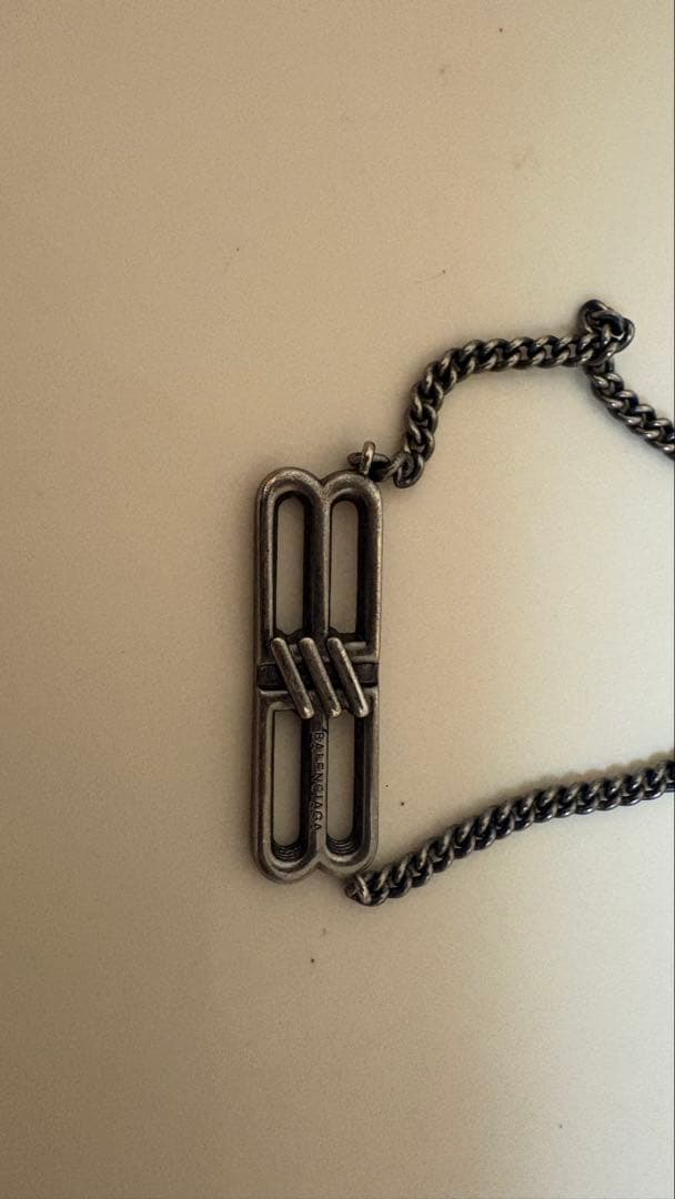 バレンシアガ ネックレス