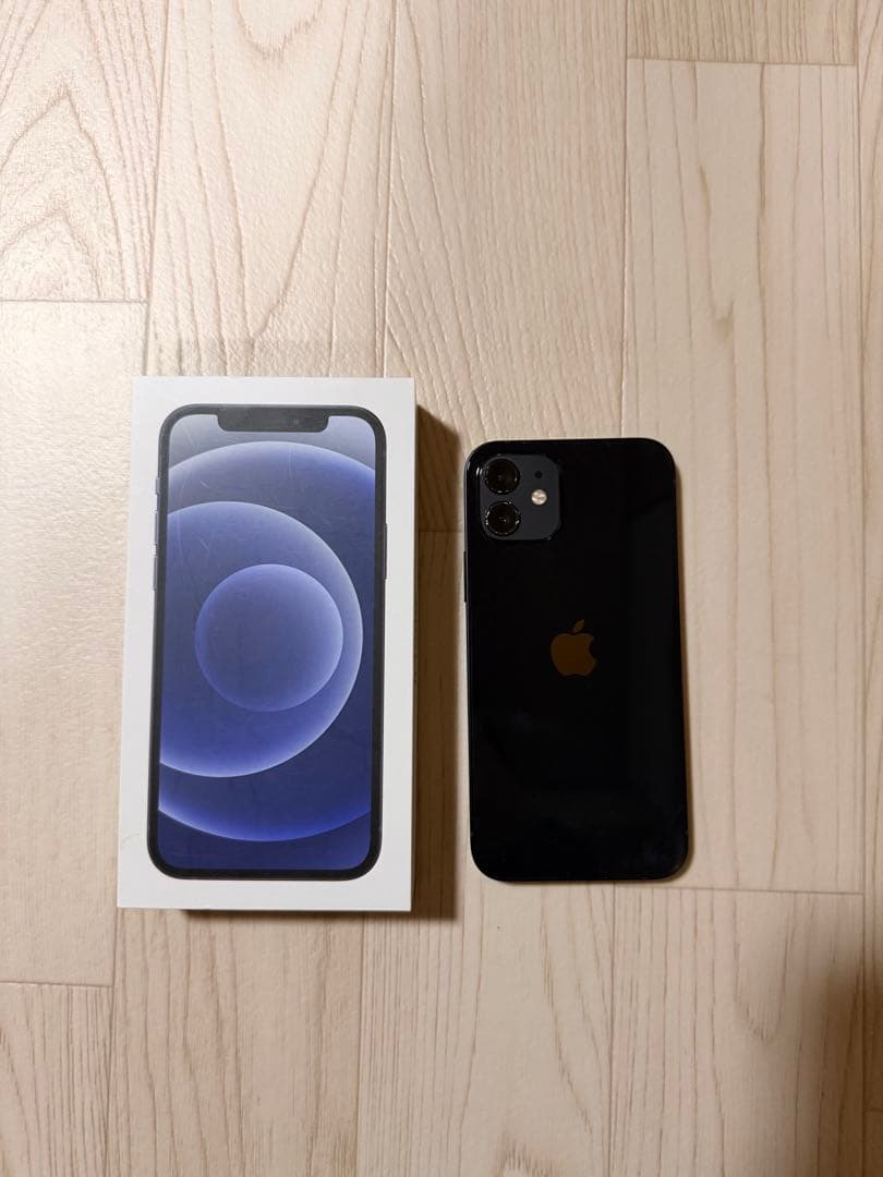 Apple iPhone 12 ブラック 本体　256GB