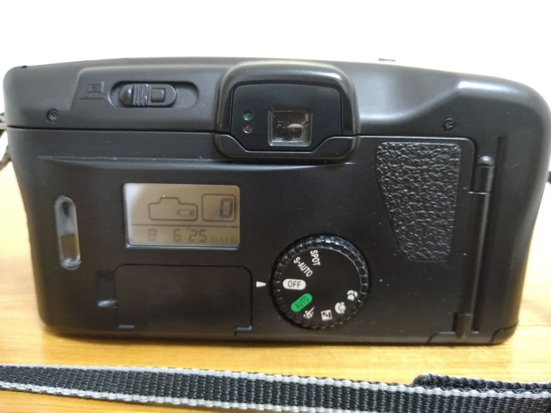 キャノン　フィルムカメラ　CANON　Autoboy SII XL　カバー付き