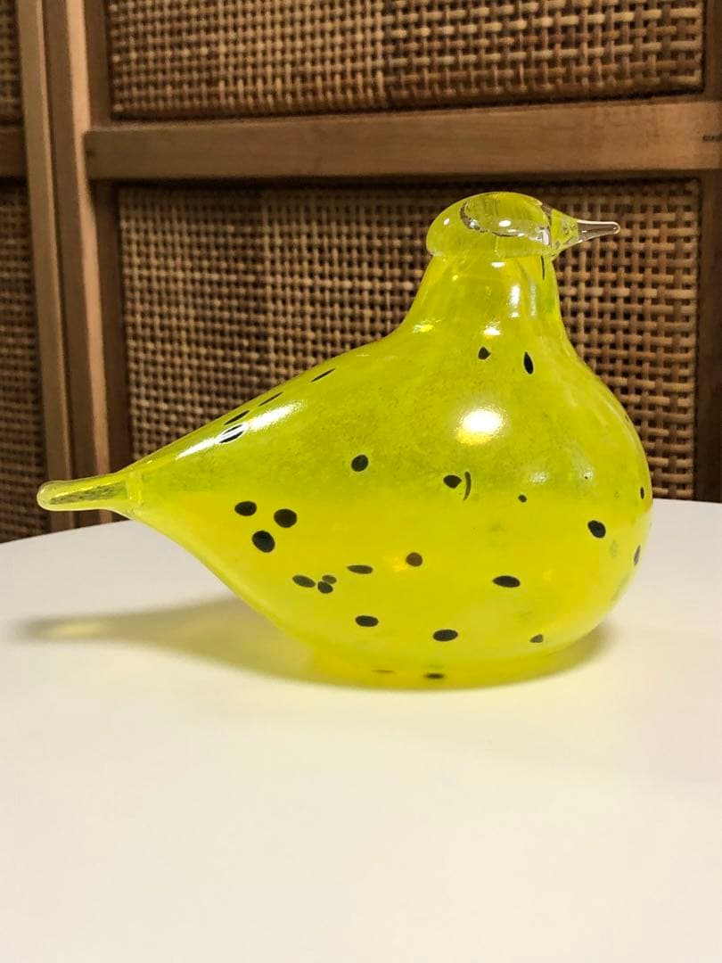 イッタラ　バード　パウダーイエロー　オイバトイッカ