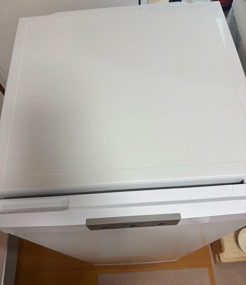 三菱　ノンフロン　冷凍庫　MF-U12H-W 2023年製