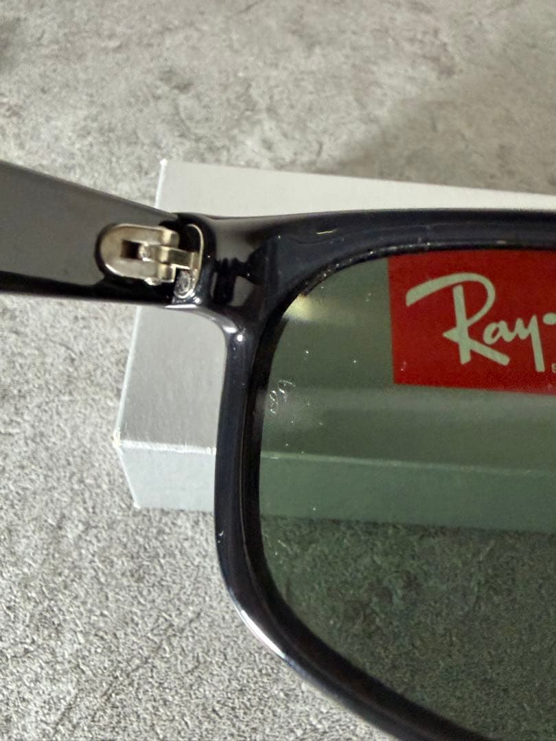 【最終値下げ】RayBanレイバンRB2132F NEWWAYFARER