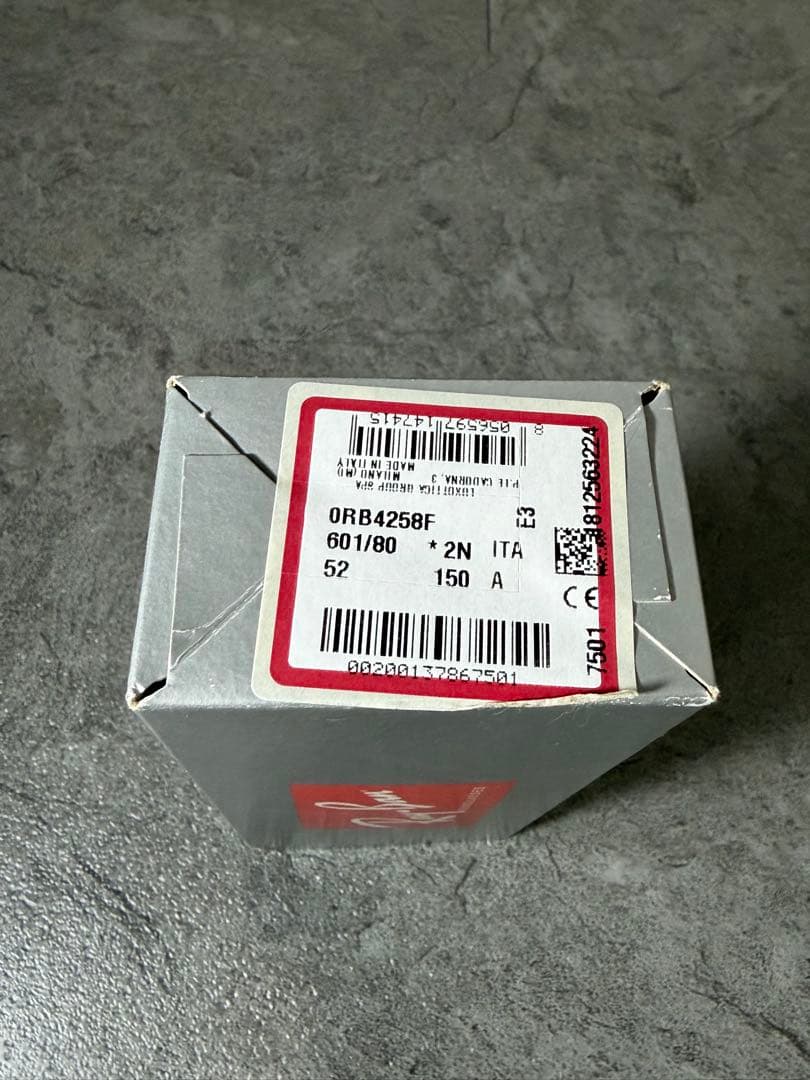 【最終値下げ】RayBanレイバンRB2132F NEWWAYFARER