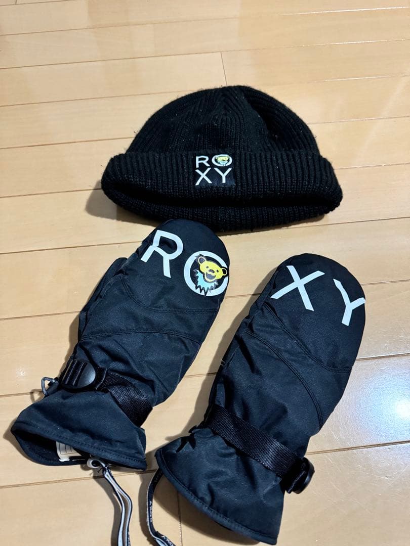 総額約5万円⭐︎ ROXY スノーボードウェア　一式　ミトン　ニット帽　セット