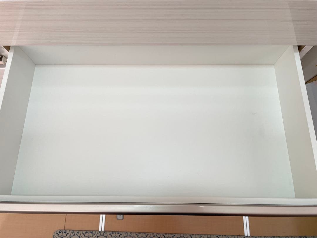 最終価格　ニトリ　キッチンボードポスティア120 ホワイト　カップボード　食器棚