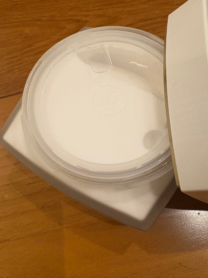 値下げ可能　新品未使用　CHANELココ マドモアゼル シルキー ボディクリーム