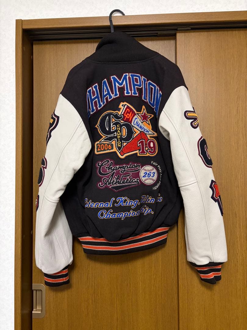 Champion スタジャン