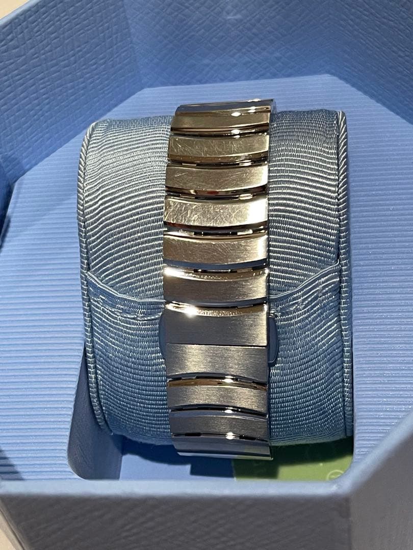 Swarovski クリスタル装飾 アナログ時計　lovely crystal