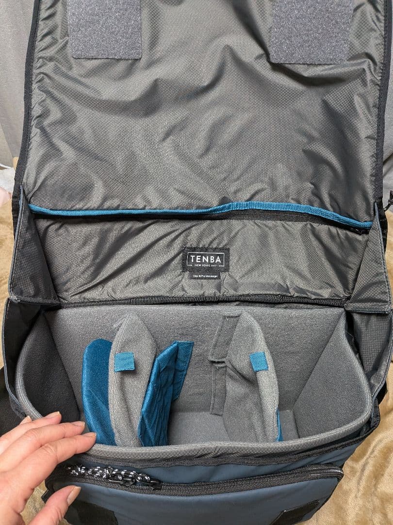 TENBA DNA 16 スリムメッセンジャー638-575