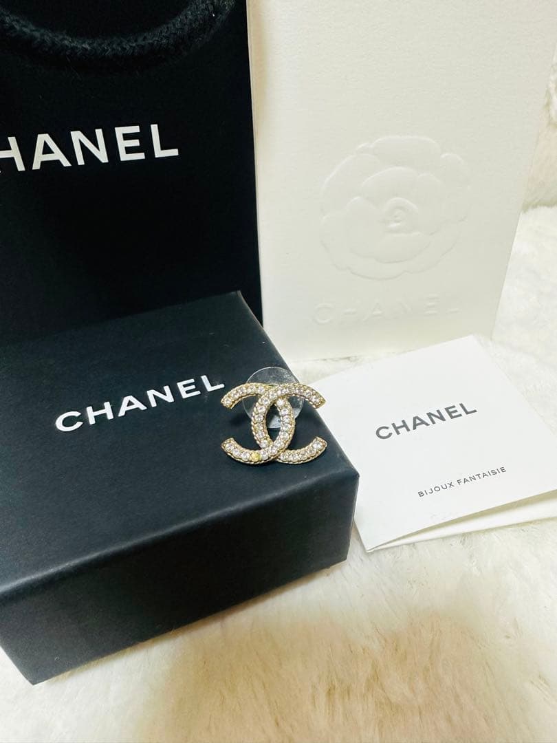 シャネル　ピアス(片耳用)