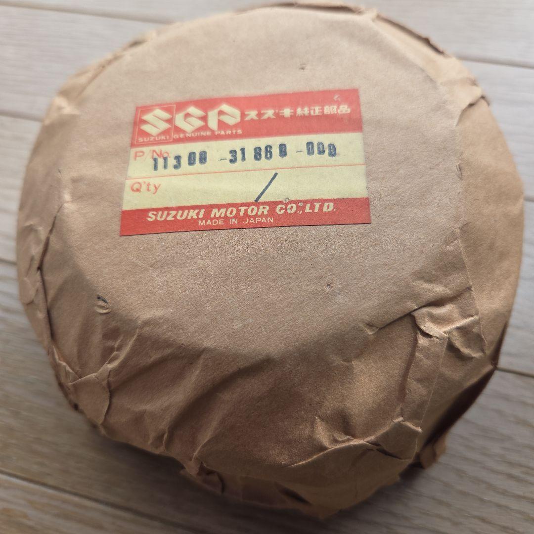 スズキ純正、廃盤、ジェネレータカバー、GT750