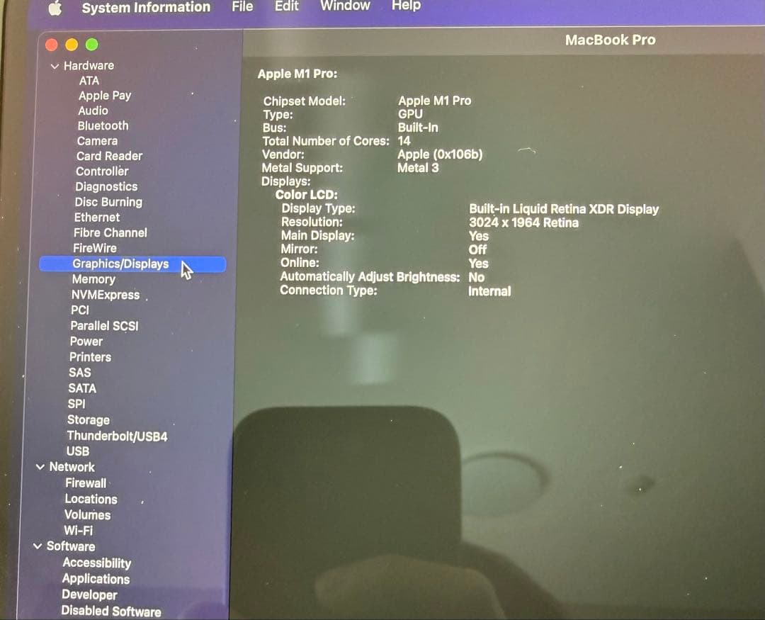 R*i様 MacBook Pro 14インチ M1 Pro 2021 16GB/