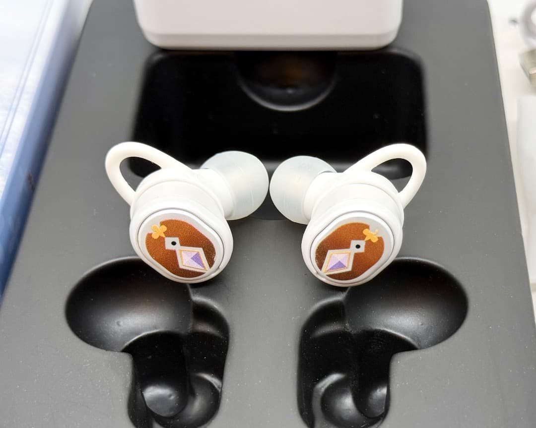 ライザのアトリエ ワイヤレスイヤホン ONKYO CP-TWS01A