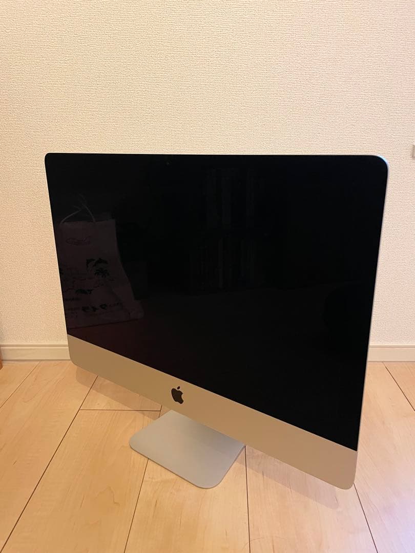 iMac (2017) 21.5インチ 16GB