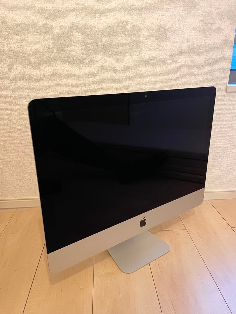 iMac (2017) 21.5インチ 16GB