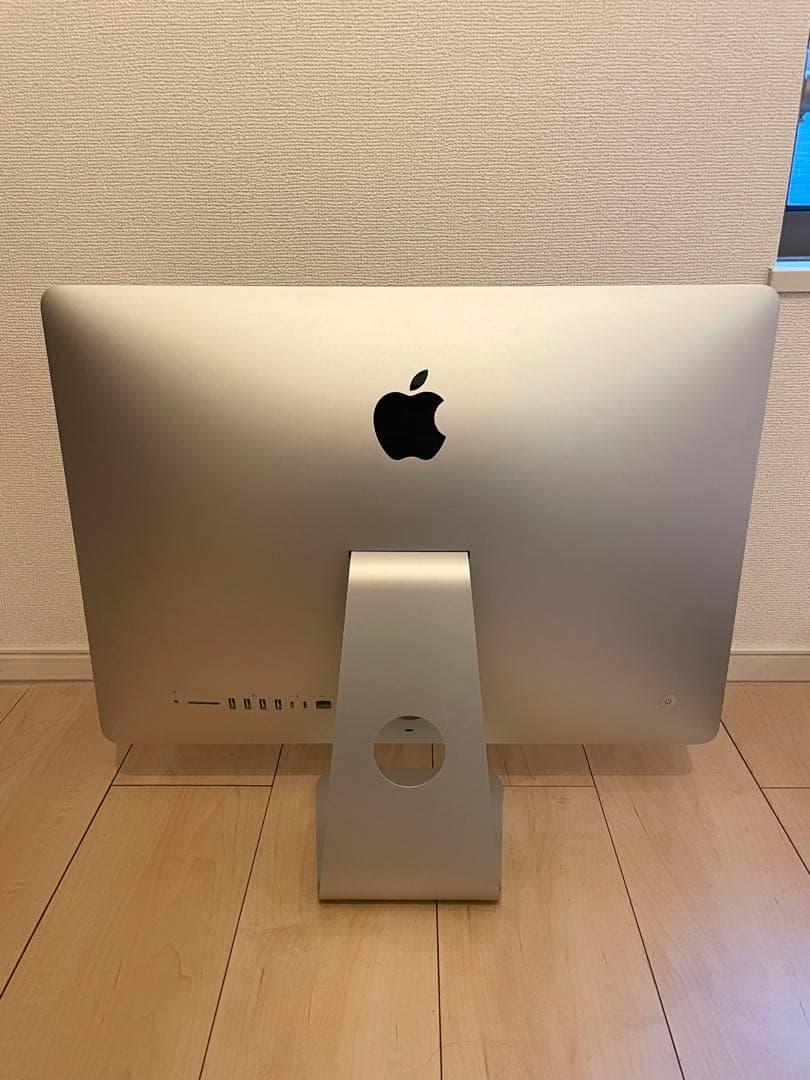 iMac (2017) 21.5インチ 16GB