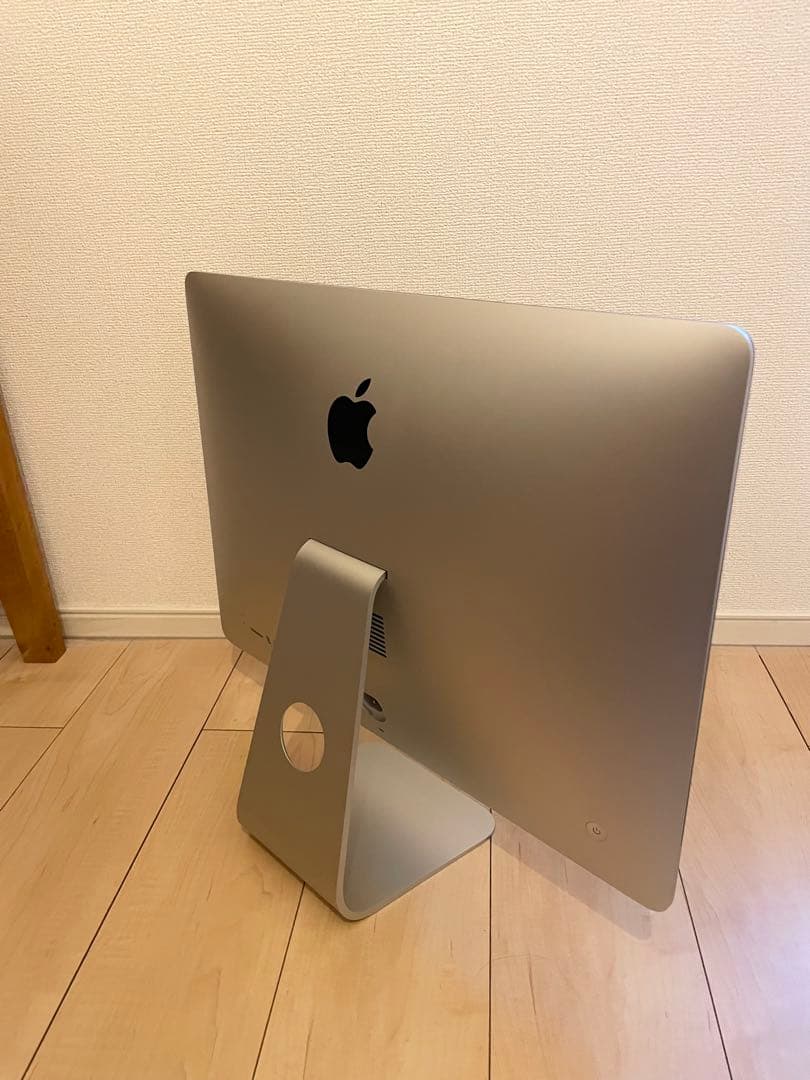 iMac (2017) 21.5インチ 16GB