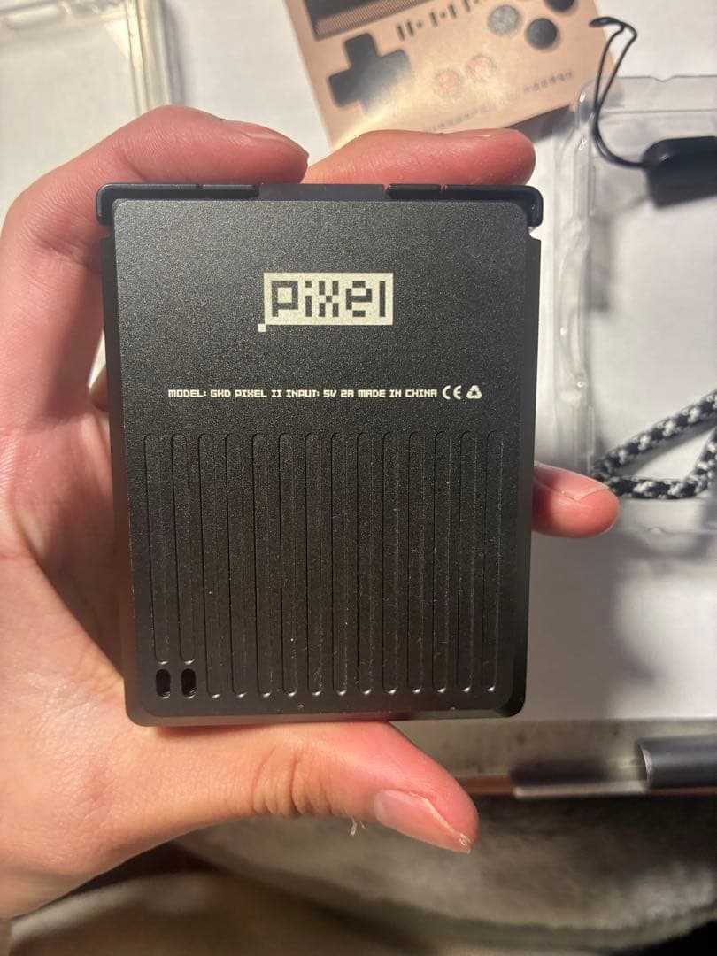 GKD pixel 2（シリコンカバー、64gbsdカード付き）、エミュレータ