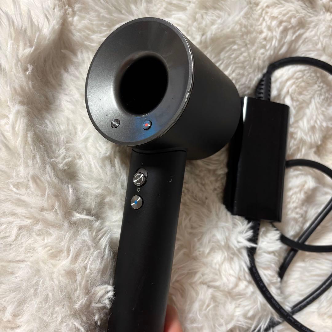 【値下げ】Dyson ブラック ヘアドライヤー