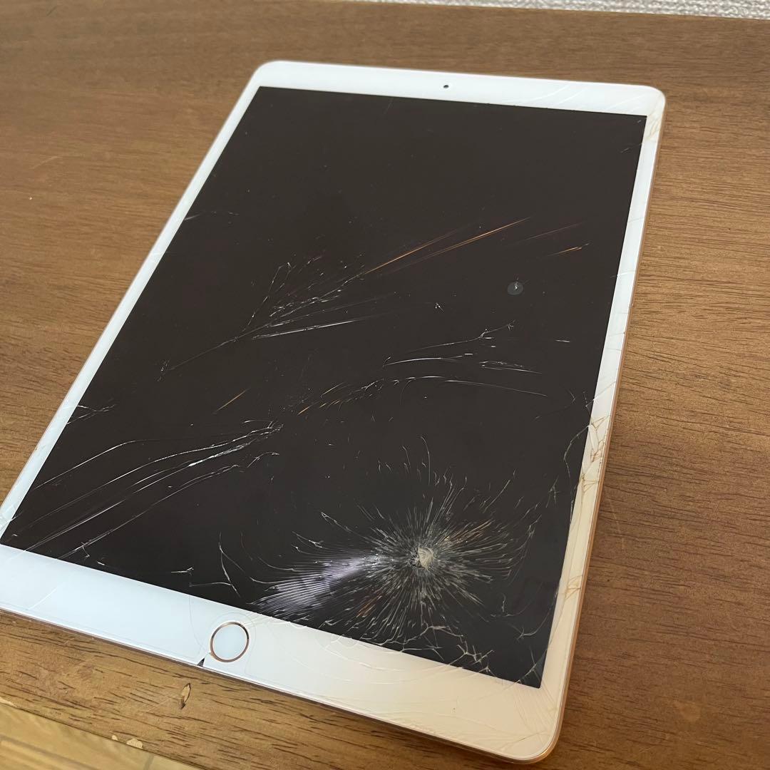 iPad Air3 64GB A2152 画面にひびあり