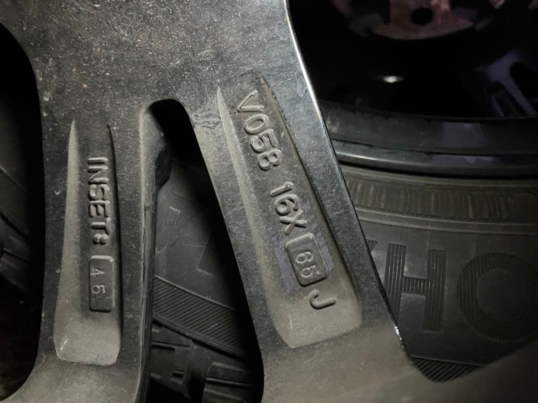 ボルボ　V50 スタッドレスタイヤ　205/55 R16 91Q IG50